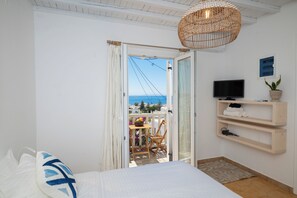 Deluxe Room, 1 Bedroom, Balcony, Sea View