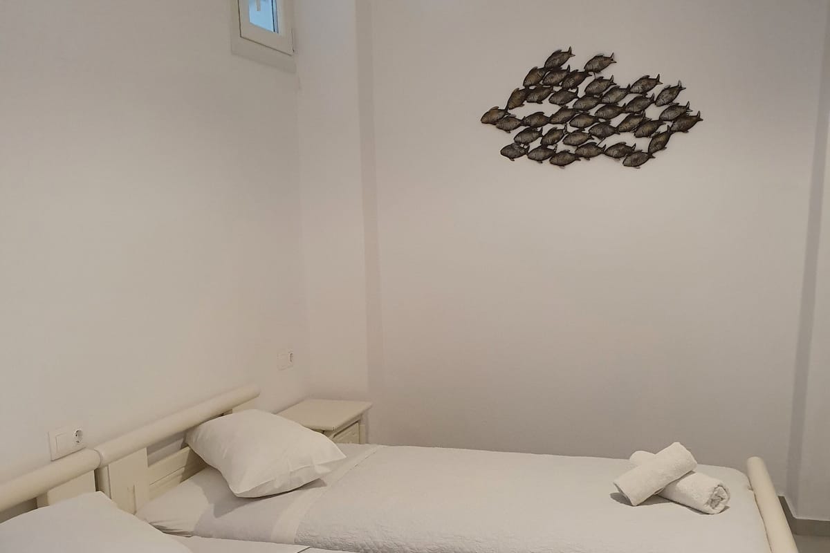 Traditional Triple Room, 1 Bedroom | Memory foam beds, in-room safe, blackout drapes, soundproofing