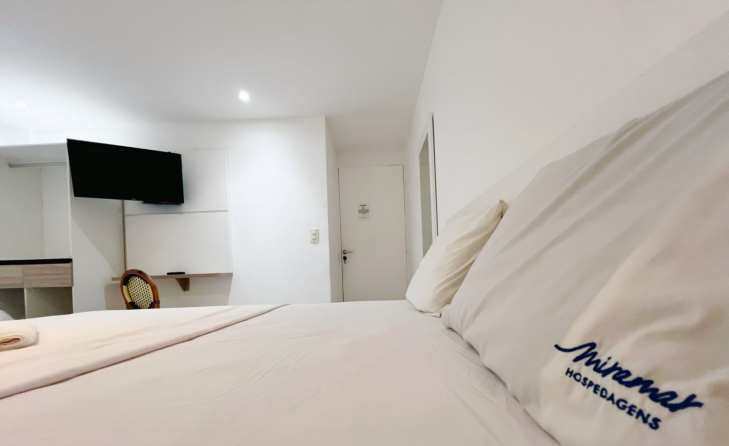 Free WiFi, bed sheets