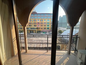 Egyptian cotton sheets, premium bedding, down comforters, pillowtop beds - Babylon Residence Inn pattaya (Pattaya)