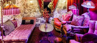 Vintage Bayview Heaven on the Park w/Secret Lounge