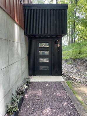 Exterior detail - Stunning modern cabin high on a ridge with sunrise and sunset views! (Lost City)