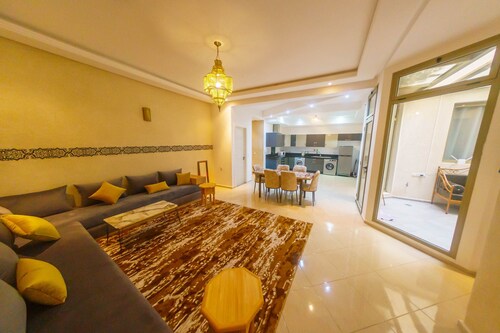 New, comfortable, well-equipped apartment