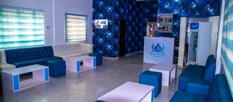 Blumerrit Hotel & Suites