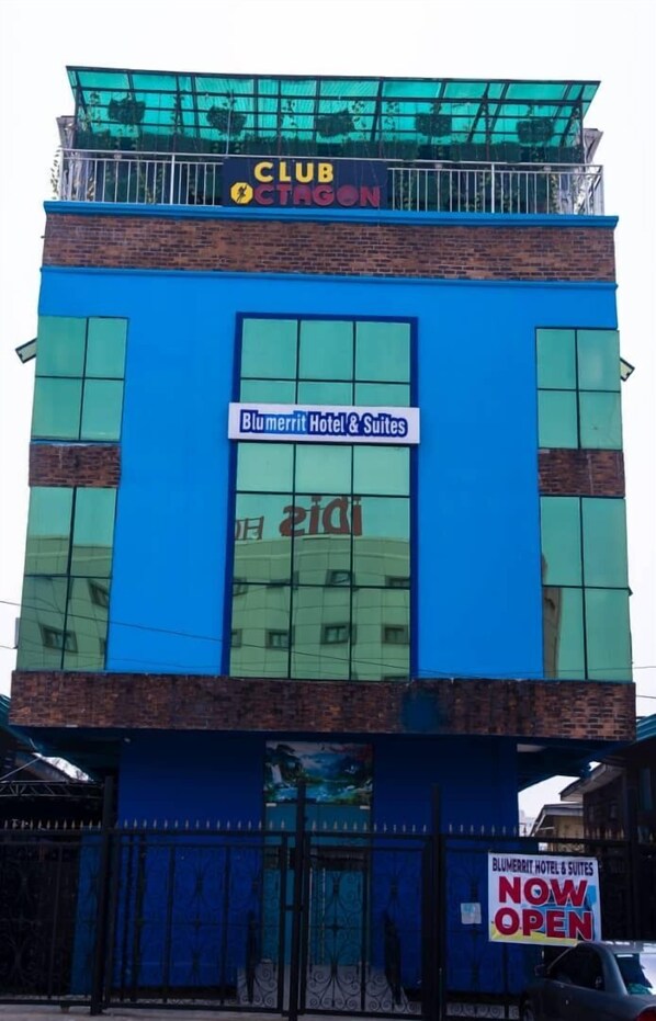 Exterior - Blumerrit Hotel & Suites (Lagos)