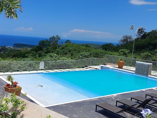 Pyramid Joy Villa, 5 minutes to the beach!