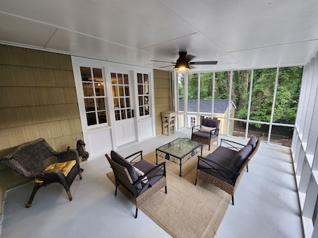 Interior. Historic Ingleside Avenue Charm