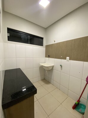 Handtücher, Seife, Shampoo, Toilettenpapier