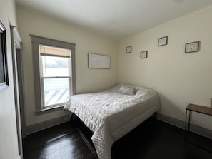 2 chambres, accès au Wi-Fi (inclus), literie fournie