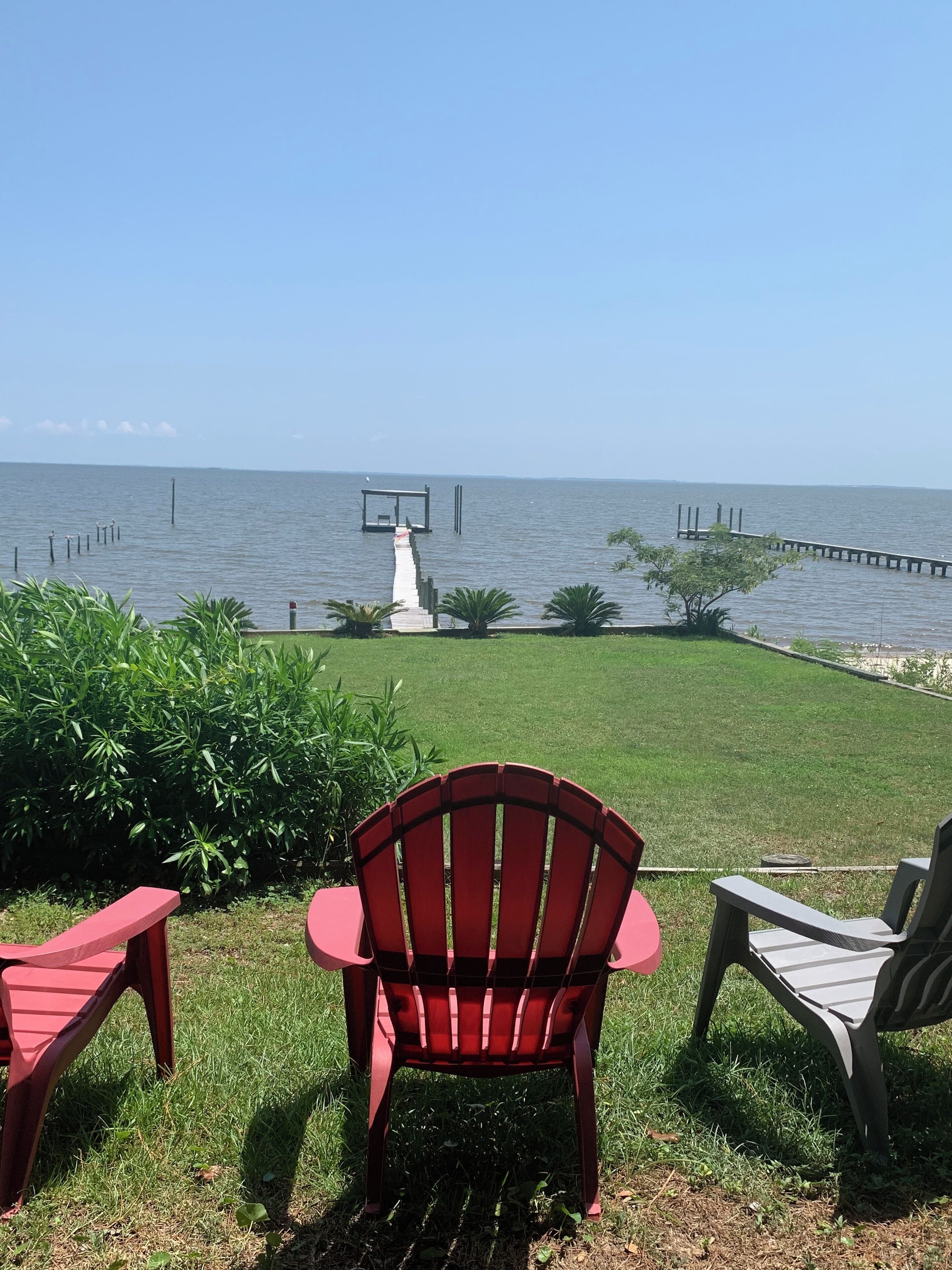 Waterfront Serenity with great views of Horn Island!