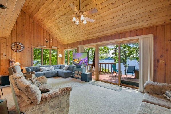 Fireplace - Cozy Family Cabin with beautiful lake view! (New Auburn)