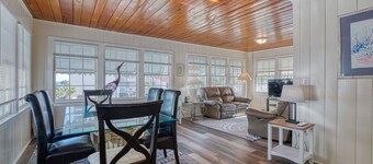 Affordable Ocean view 2BD - Walk 2 Beach - Pet Friendly