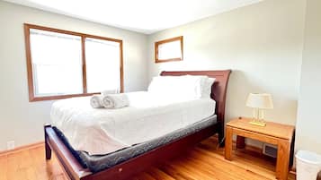 7 dormitorios, tabla de planchar con plancha, wifi gratis y ropa de cama