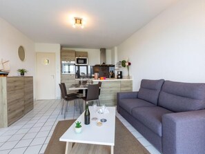 TV - La Baie des Corsaires by Interhome (Saint Malo)
