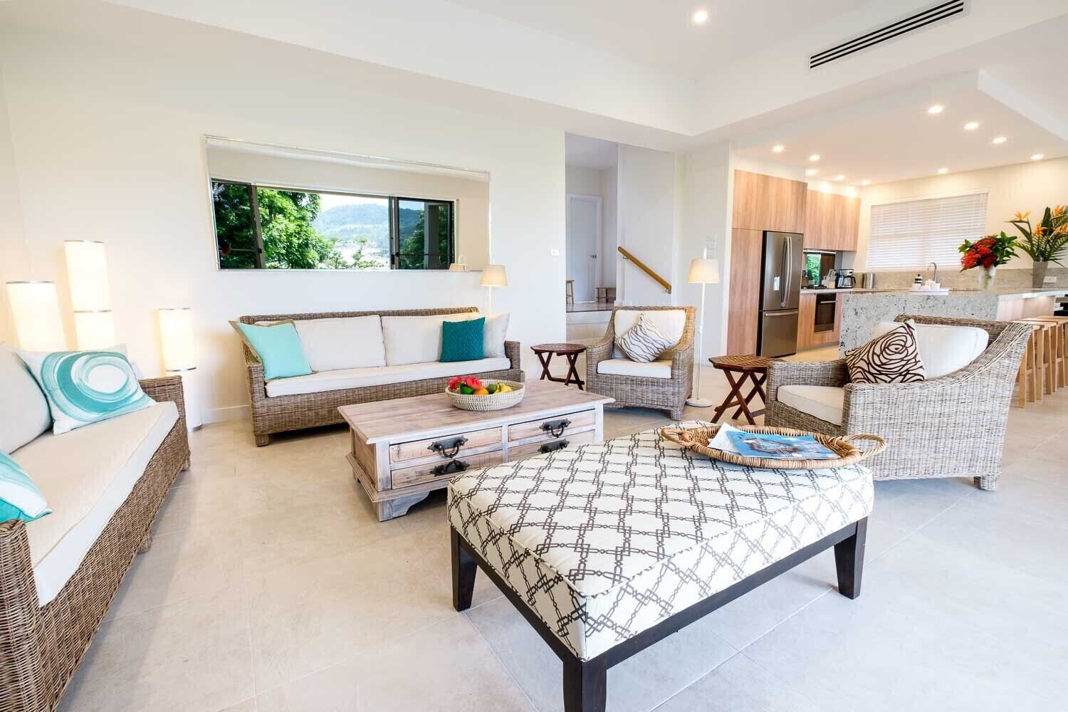 Luxury Villa | Living area | 40-inch LCD TV with digital channels, TV