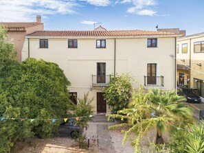 Exterior - Flour Room with Bathroom (Tortolì)