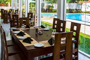 Restaurant - Elephant Eye Hotel (Thissamaharama)