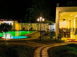 10 indoor pools, open 6:00 AM to 10:00 PM, sun loungers