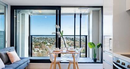 Affordable Penthouse Studio in the City Centre