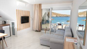 Deluxe Studio | Kalis bunyi, katil bayi mudah alih, Wi-fi percuma