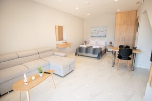 デラックス スタジオ | 防音設備、旅行用ベビーベッド、WiFi (無料)