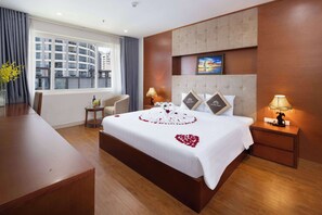Luxury Suite, 1 Bedroom, Non Smoking, Beach View