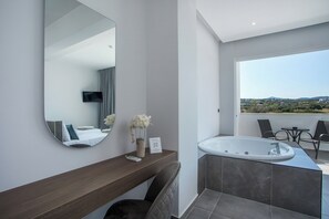 Exclusive Studio Suite | Hypo-allergenic bedding, individually furnished, desk, blackout drapes - Fresh hotel rhodes (Rhodes)