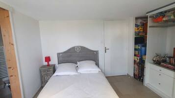 2 slaapkamers, wifi, beddengoed