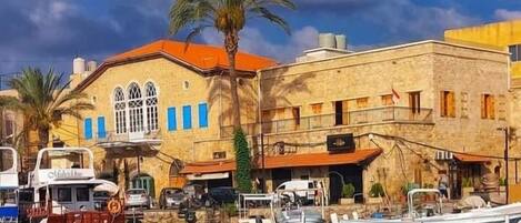 Façade de lâhĂ©bergement