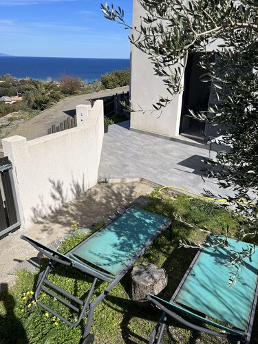 Apartment 500m from the beach. Exceptional view