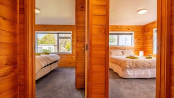 5 bedrooms, iron/ironing board, travel cot, free WiFi