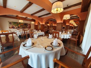 Restaurant - Hotel Dvorac Jurjevec (Lekenik)