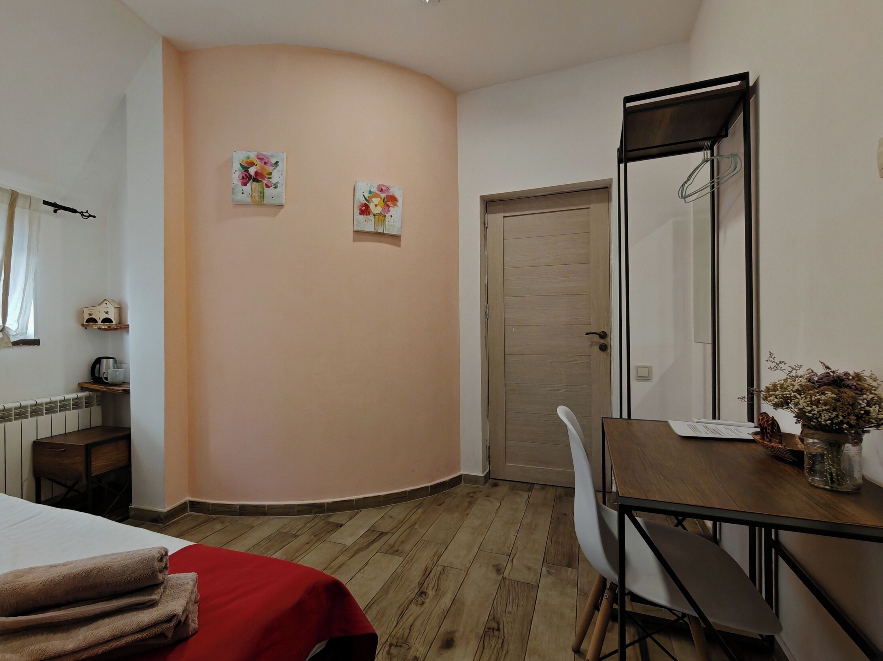 standard single room | 1 bedroom, premium bedding, desk, laptop workspace