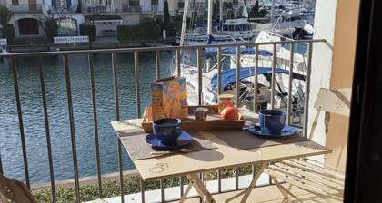 Port Grimaud - Studio Cabin 4 people - View of the port