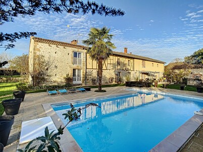 GITE IN THE TOULOUSAIN COUNTRYSIDE WITH SPA