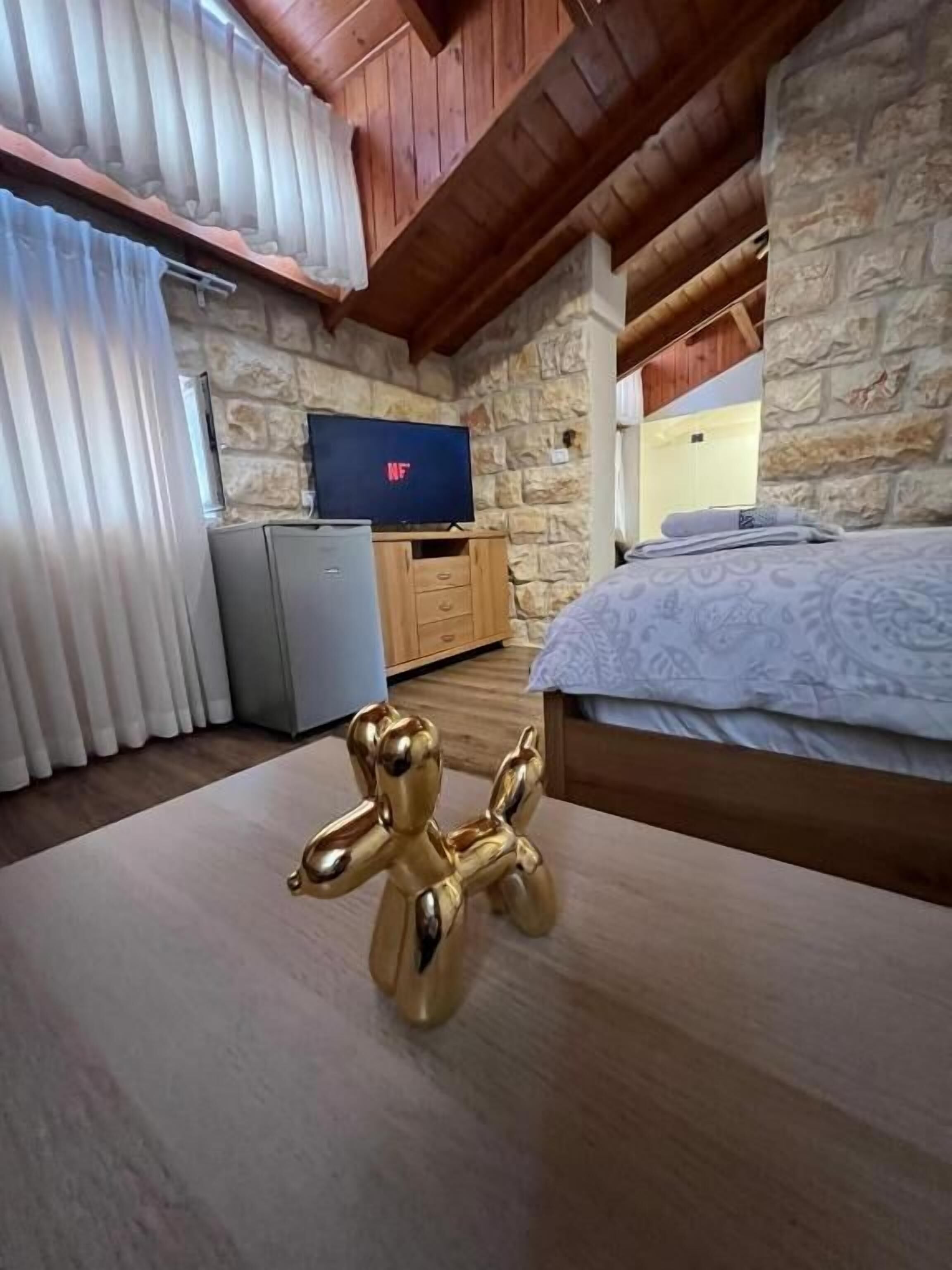 1 soverom, minibar, individuelt dekorert og individuelt innredet