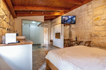 Via Maria Boutique Suites