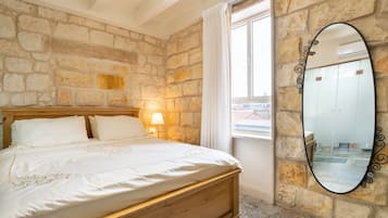 Phòng Tiêu chuẩn | 1 phòng ngủ, minibar, trang trí khác biệt