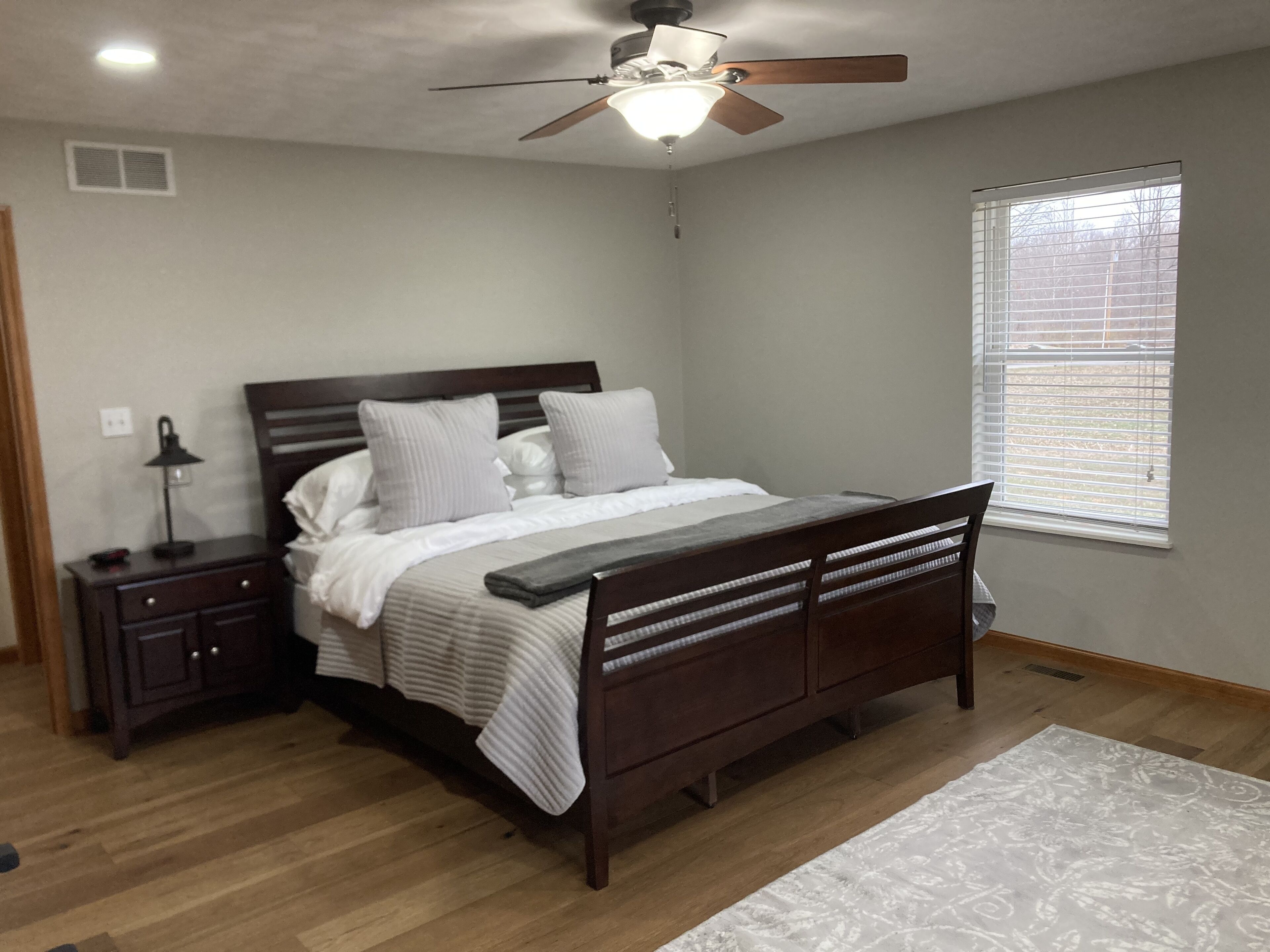 3 soverom, strykejern/-brett, wi-fi (inkludert) og sengetøy