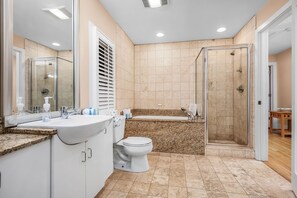 Towels - Gorgeous Carillon Beach Bungalow in Panama City Beach (Panama City Beach)