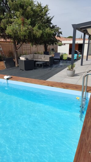 Outdoor pool - New comfortable house with swimming pool in Provence (Régusse)
