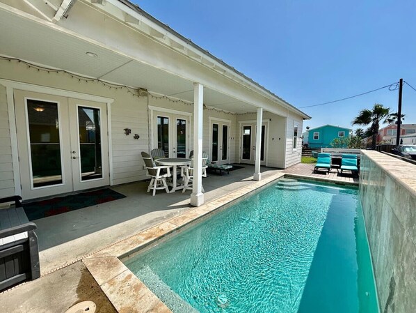 Opvarmet pool