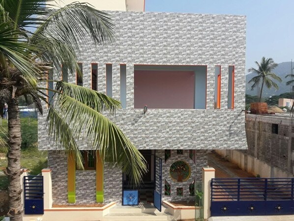 Exterior - Holly place and family friendly villa with garden (Tiruvannamalai)