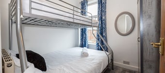 Cosy Two bedroom Terrace Blackburn