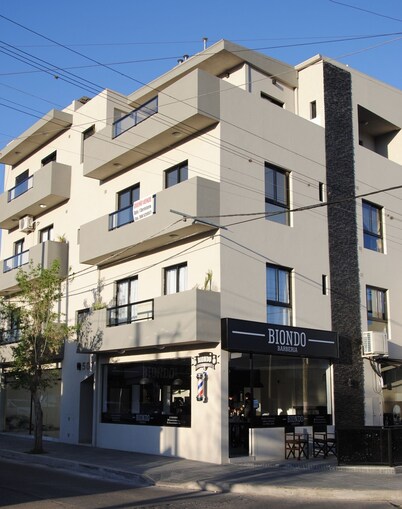 LIVING HOUSE 1 Modern Apartment in Ciudad de Nieva