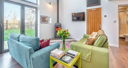 3 bedroom accommodation in Burton Pedwardine, near Sleaford