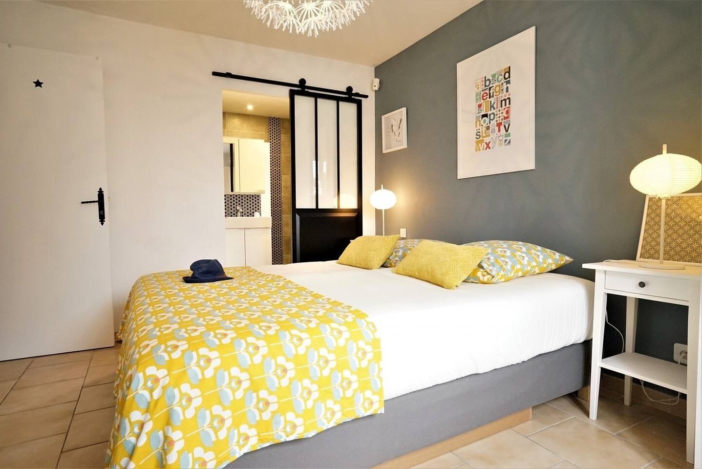 3 chambres, fer et planche à repasser, lit parapluie, Wi-Fi gratuit