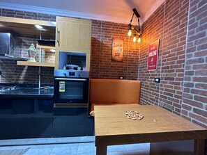 Private kitchen - شقة عل نيل (Giza Governorate)