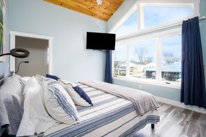 4 habitaciones, tabla de planchar con plancha, cuna de viaje y wifi