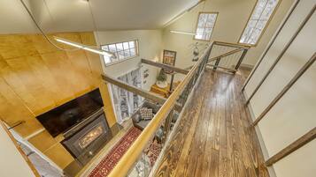 TV connectée, cheminée